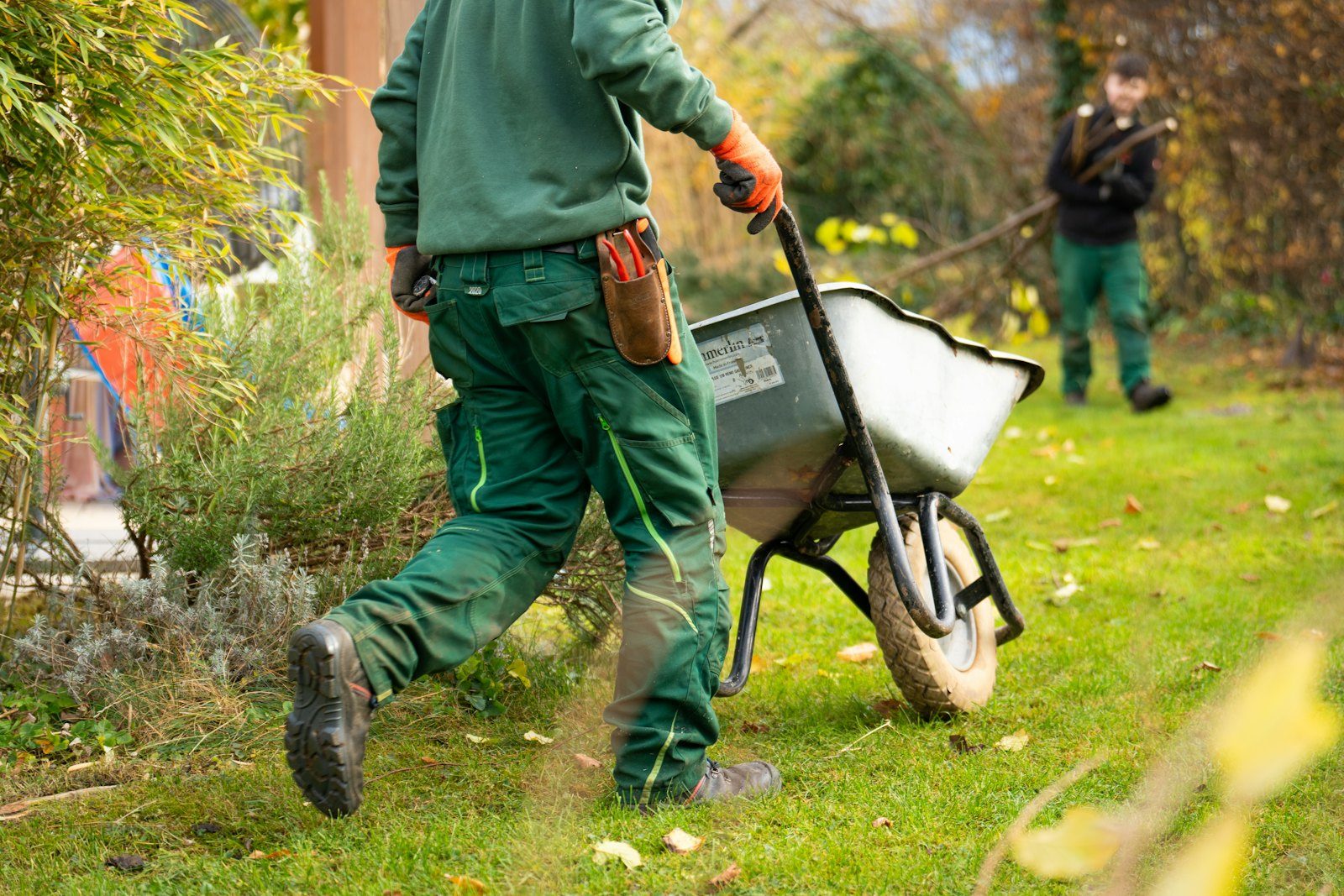 Garden shed removal and clearance service